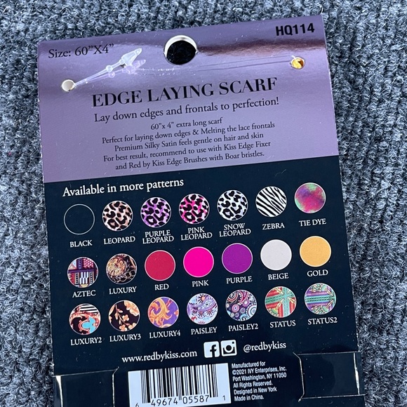 Red by Kiss: Super Sleek Edge Laying Scarf - Picture 3 of 7